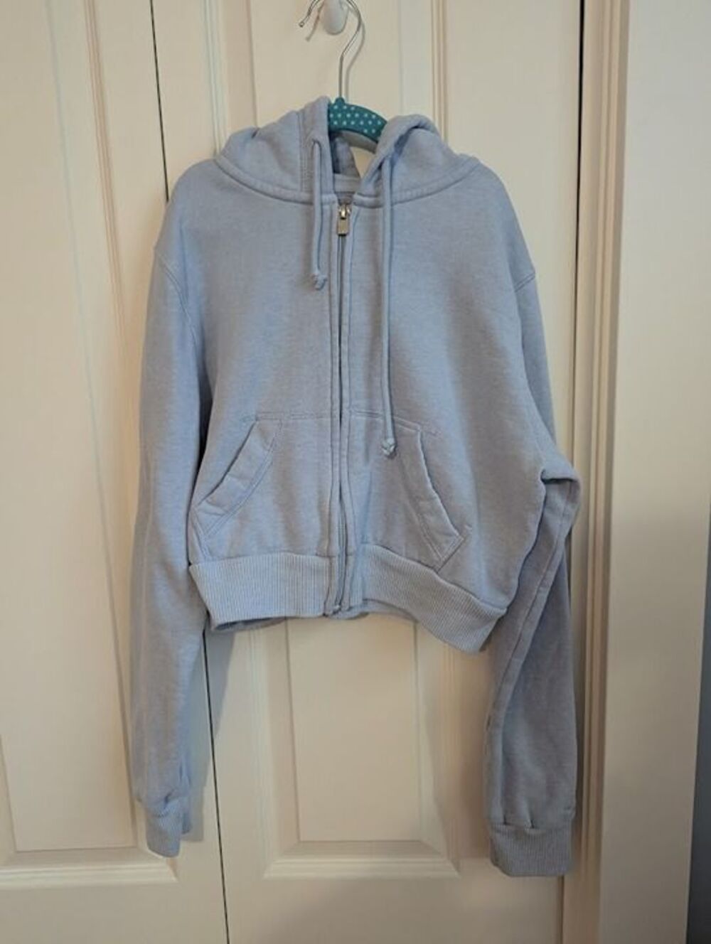 NFS do not buy !!  Hollister crop full zip hoodie XXS light blue